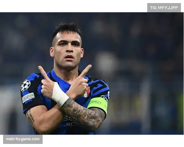 劳塔罗15球领跑射手榜 国米锋线组合效率冠绝意甲 劳塔罗15球领跑射手榜 国米锋线组合效率冠绝意甲